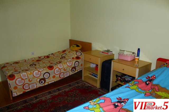 Продавам единечни кревети 190x90